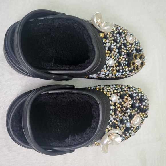 Kids Lined Black Bejeweled Clogs - Picture 4 of 7